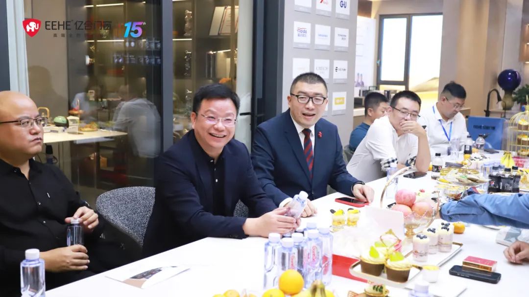 億合門窗攜手百佳聯(lián)盟共創(chuàng)輝煌 億合門窗攜手百佳聯(lián)盟共創(chuàng)輝煌