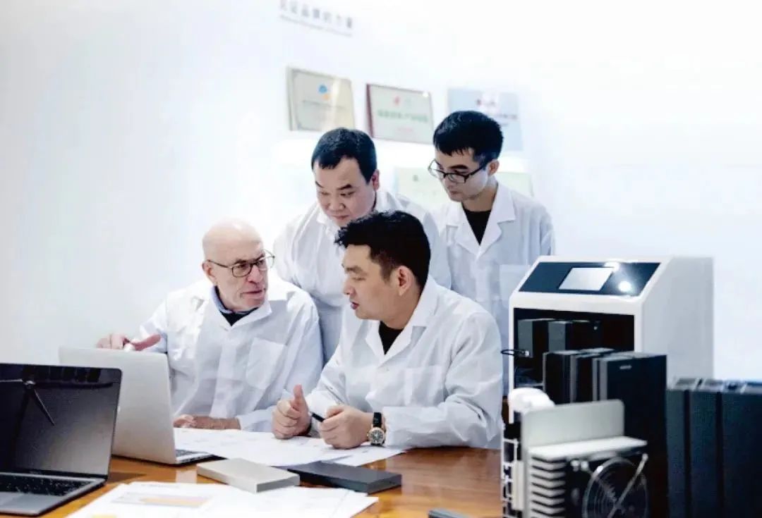 五驅合力：億合門窗變中尋機，全速駛入品牌騰飛新路徑