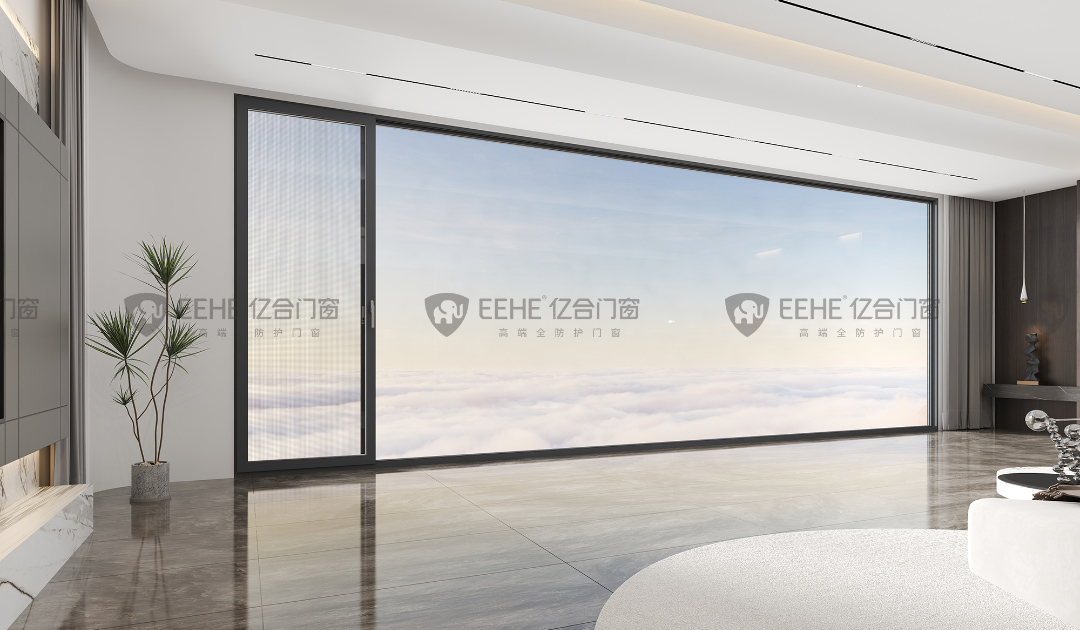 封陽(yáng)臺(tái)，學(xué)問(wèn)大！億合門(mén)窗告訴你封陽(yáng)臺(tái)的要點(diǎn)！